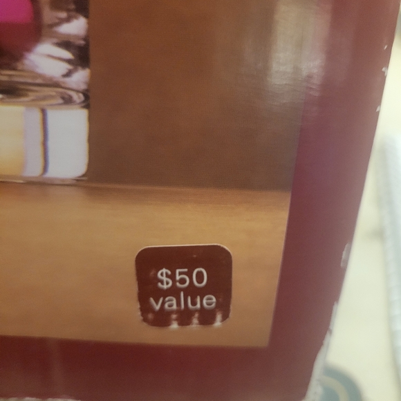 NIB Ulta Beauty Holiday Serving Set 4-pc - Picture 8 of 8